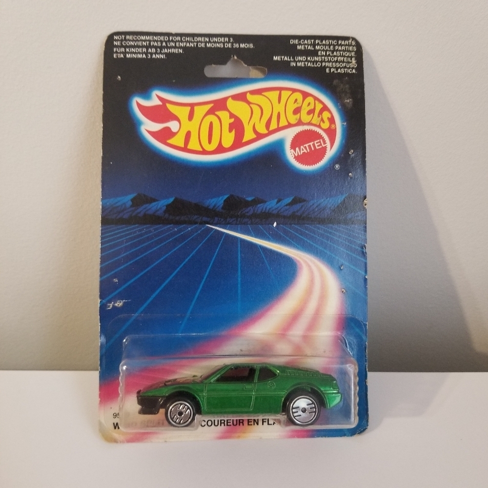 1986 Hot Wheel Wind Splitter Toy Car Unopen
